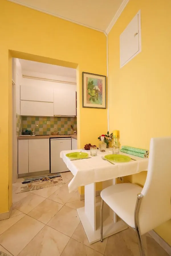 Villa Ana Petrcane 0*,