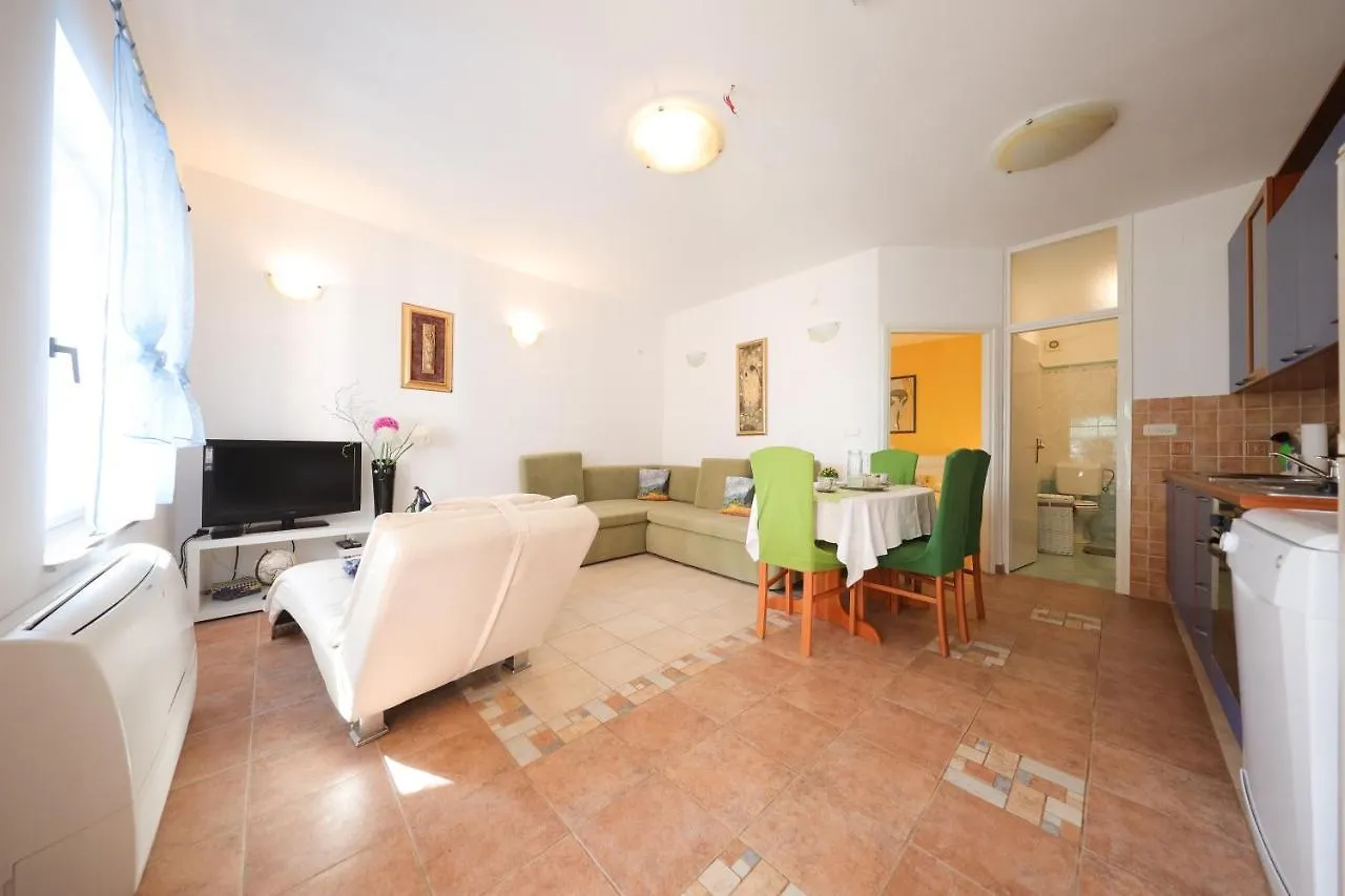 Villa Ana Petrcane