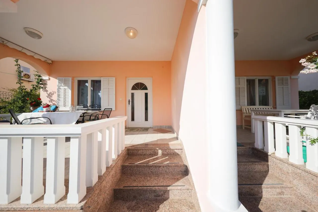 Διαμέρισμα Villa Ana Petrcane